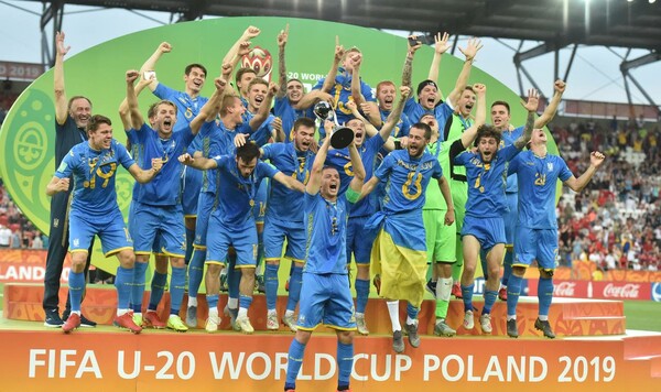 Шесть лет назад сборная Украины U-20 стала чемпионом мира. Как это было Украины, Булеца, Попов, Сикан, Сергей