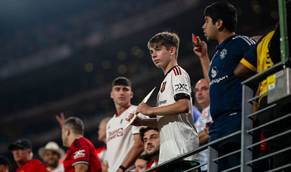 Резерфорде, Юнайтед, Манчестер, Боуэна