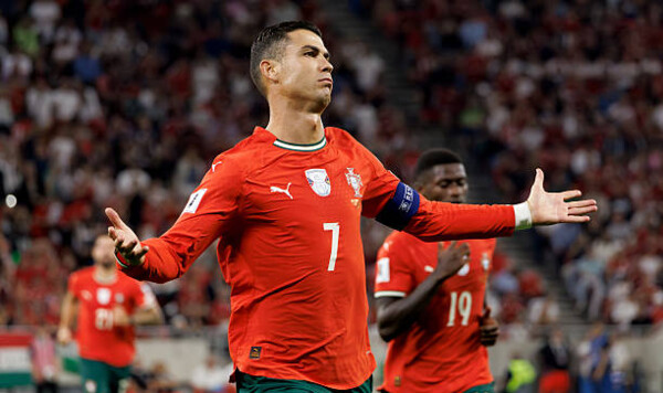 Криштиану Роналду завоевал 137-ю победу в составе сборной Португалии Роналду, Испании, Лионеля, Месси, Аргентины