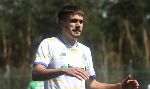 Динамо отказалось от двух футболистов из-за нарушения комендантского часа Динамо, Чехии, Герич, Владислав, Дмитрий