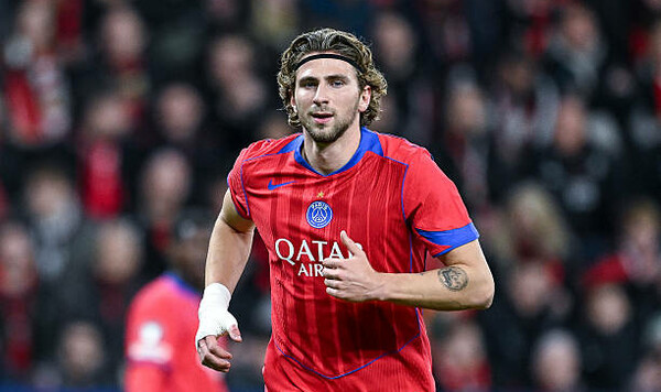 Названа главная проблема Забарного, из-за которой украинец допускает ошибки Забарный, Илья, Маркиньоса, Борнмута