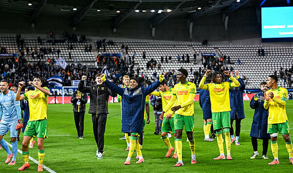 Канарейки спели в Париже. Нант переиграл новичка Лиги 1 Нант, Париж, Аблен, Араби, Шерги