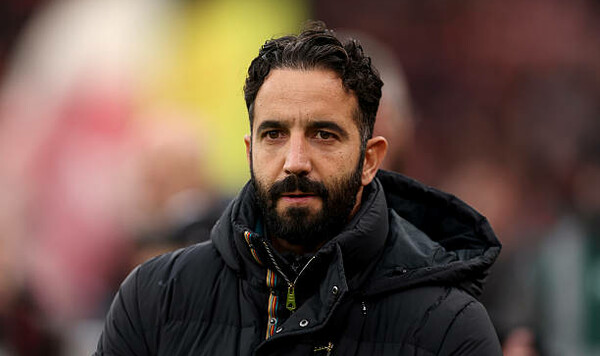 Аморим ответил Слоту: «Мне все равно, что он говорит» Слот, Юнайтед, Аморим, Ливерпуля