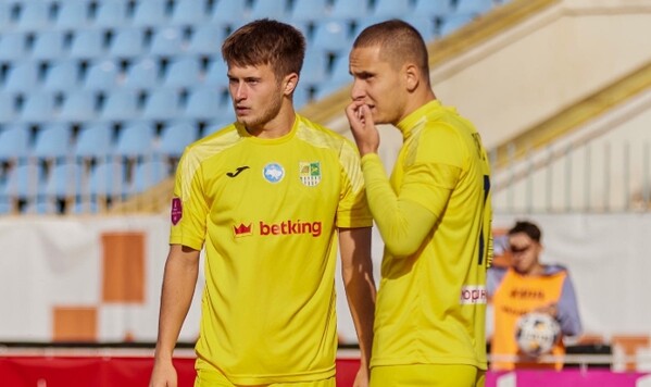 Не удержали победу. Металлист сыграл с Ворсклой в матче Первой лиги Ворсклу, Первой, Тепляков, Чидомере
