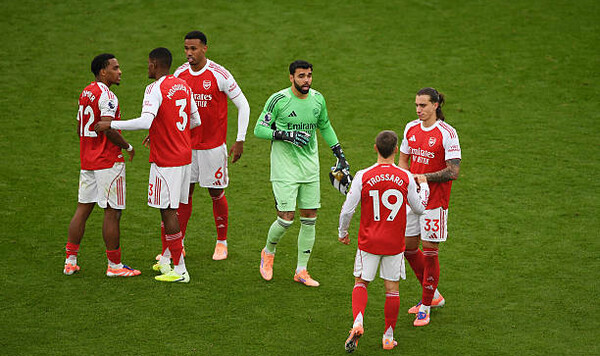 Арсенал, Манчестер, Юнайтед, Премьер