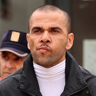 Вышедший из тюрьмы самый титулованный футболист мира стал проповедником церкви Алвес, Кубок, Бразилии, Богом, Барселоны