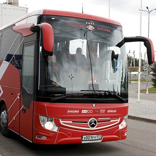 На автобус с футболистами «Спартака» напали Спартак, Краснодар, России