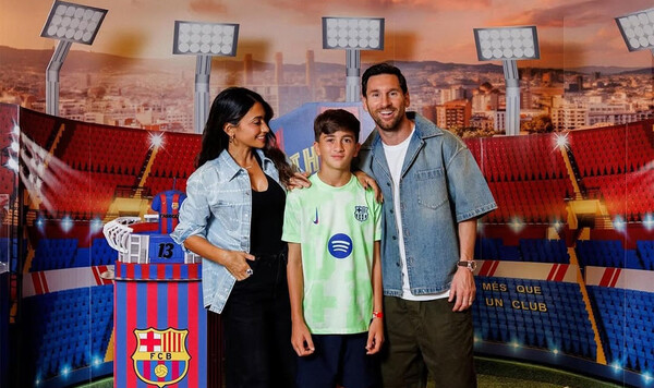 ФОТО. Турецкие болельщики пришли к Лионелю Месси – футболист в шоке Месси, Лионелю, Галатасарай, Антонелли