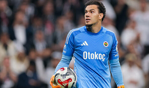 ЭДЕРСОН: «Нет смысла оставаться в большом клубе, если ты несчастлив» Сити, Фенербахче, Эдерсон, Бенфике