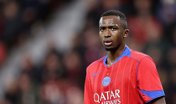 ПСЖ продлил контракт с конкурентом Забарного до 2030 года Франции, Забарного, Луиса