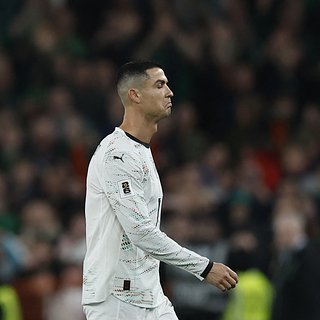 Роналду получил прямую красную карточку в матче квалификации ЧМ-2026 Роналду, Дара, Ирландии