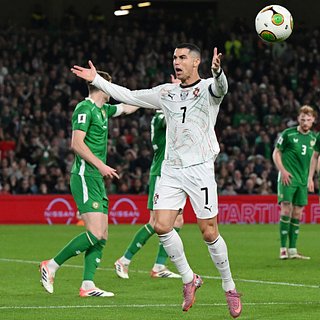 Роналду оказался под угрозой пропуска старта ЧМ-2026 из-за удаления в игре с Ирландией Португалии, Роналду, Роберто, Мартинес