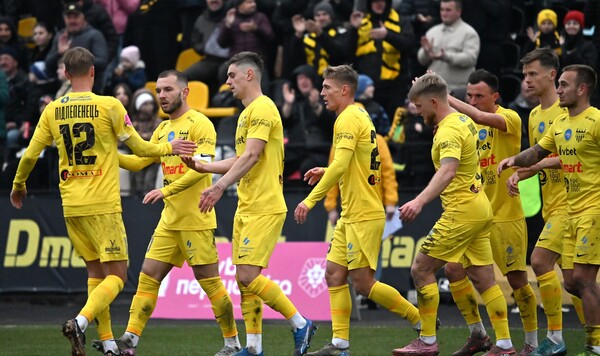 Буковинцы насыпают до краев. Что нужно знать о лидере Первой лиги Буковина, Черновцы, Шищенко, Пидлепенец, Сергей