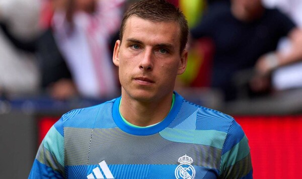 Реал получил предложение по Лунину от топ-клуба. Перес в шоке от суммы Лунин, Реале, Милан, Мадриде