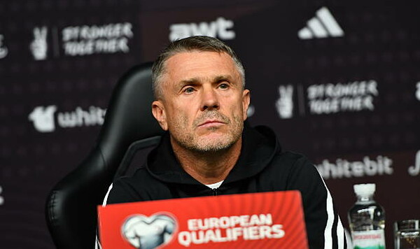 Ребров назвал игрока, благодаря которому Украина победила Исландию Украина, Исландии, Ребров, Трубин