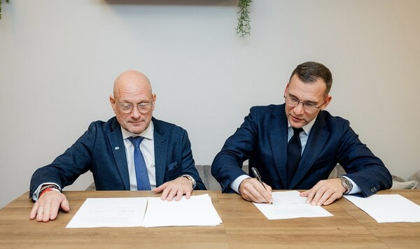 Андрей Шевченко подписал важный документ с футбольной ассоциацией Исландии Шевченко, Исландия, Украина, Торвальдюр, Эрлигссон