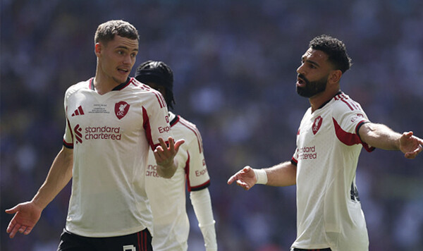 Вирц, Салах, Ливерпуля, Невилл