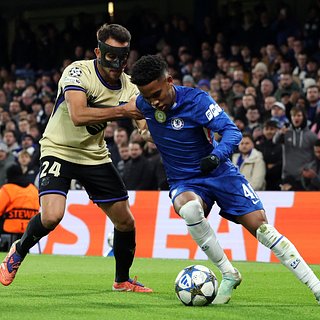 «Барселона» в меньшинстве разгромно проиграла «Челси» в матче Лиги чемпионов Челси, Барселона, Лиги, Араухо