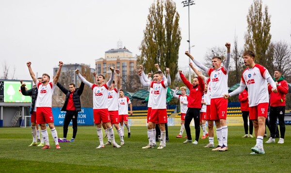 Пенальти и автогол. Локомотив одержал победу над Левым Берегом-2 Локомотив, Берег, Левым, Киев, Швец