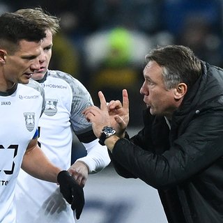 Тренер «Балтики» показал неприличный жест во время матча и был удален Балтики, Талалаев, Спартак, Левникова