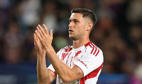 Молчание Яремчука. Олимпиакос с украинцем оформил победу в Греции Панетоликос, Олимпиакос, Греции, Яремчук, Кааби