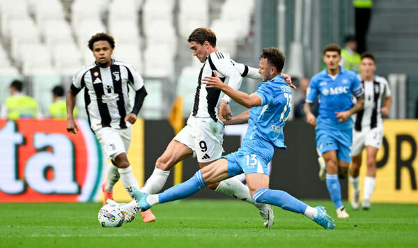 Наполи, Ювентус, Неаполе