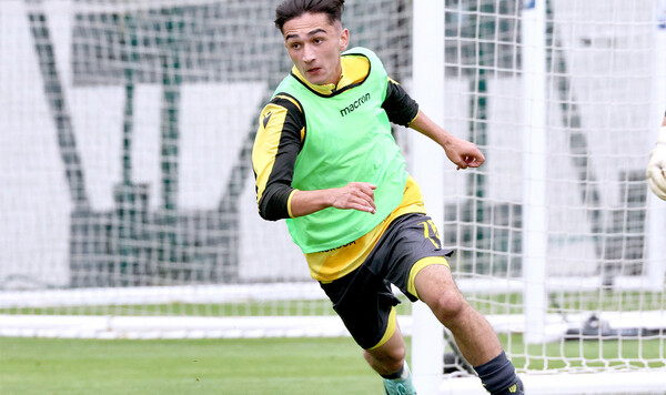 Источник: молодой игрок Руха может продолжить карьеру в Карпатах Руха, Украины, Джурабаев, Премьер