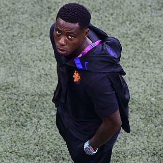 Промеса, Спартака, Нидерланды, Амстердама