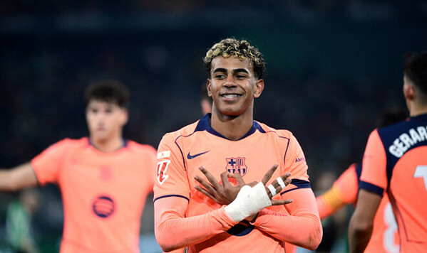 Ямаля, Ламин, Барсы, Йонга, Испании