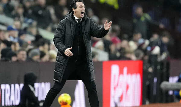 Вилла, Астон, Европы, Унаи