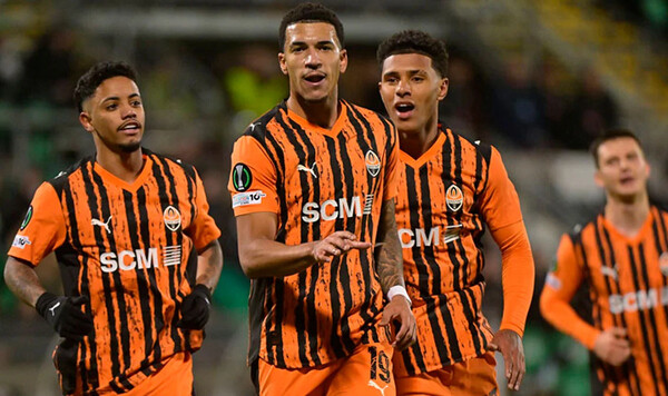 Шахтер, Украины, Премьер