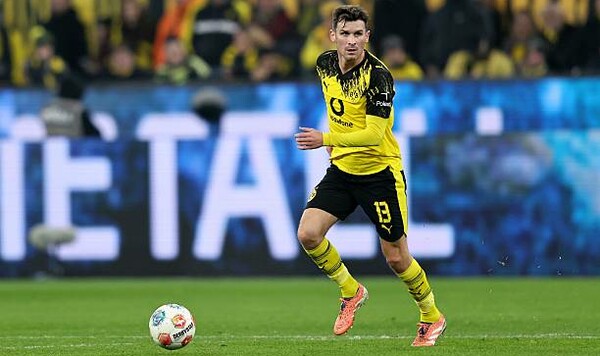 Паскаль, Брайтон, Романо, Англии