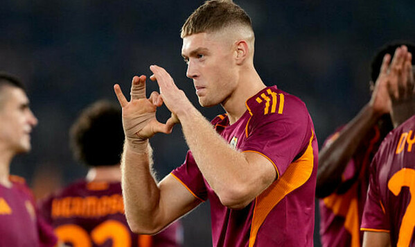 Довбик, Рому, Серии, Жироны