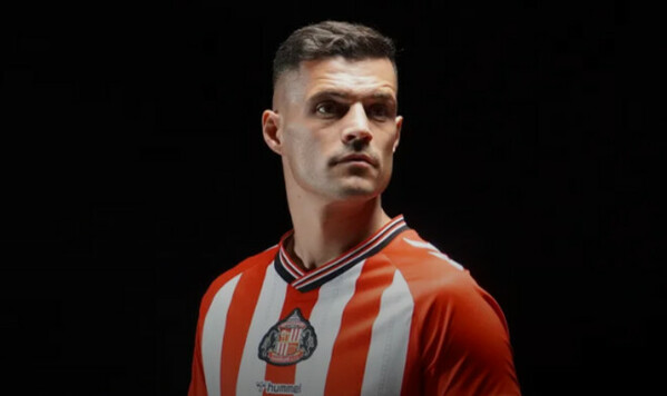 Сандерленд, Байер, Джаки, Гранита, Премьер