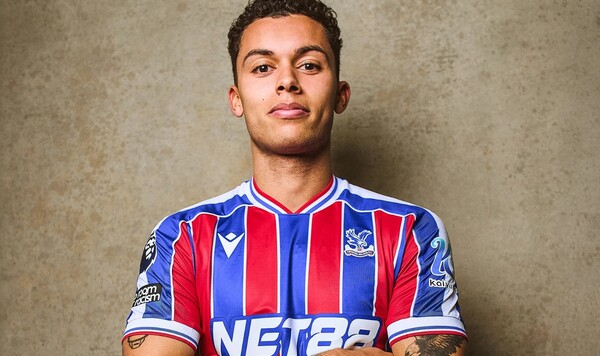 Джонсон, Кристал, Тоттенхэма, Пэлас, Лиги