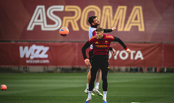 Довбик, Дженоа, Артема, Рома, Атлетико