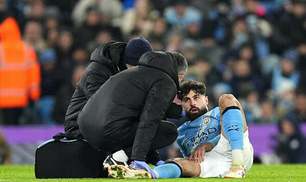 Ман Сити терпит потерю: ключевой игрок пропустит до полугода Гвардиол, Челси, Йошко, Сити