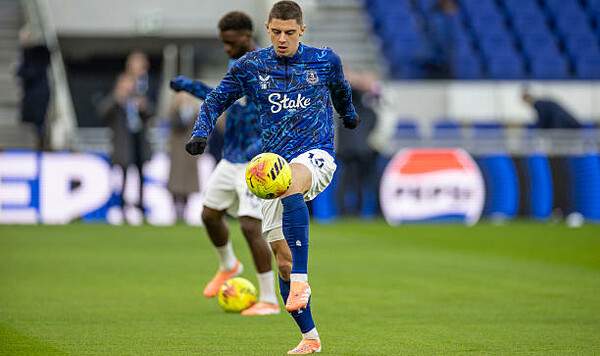 Миколенко, Эвертон, Виталия