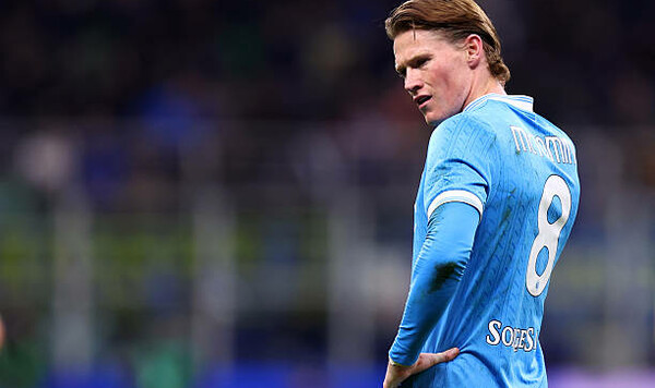 Наполи, Скотт, Мактоминей, Серии