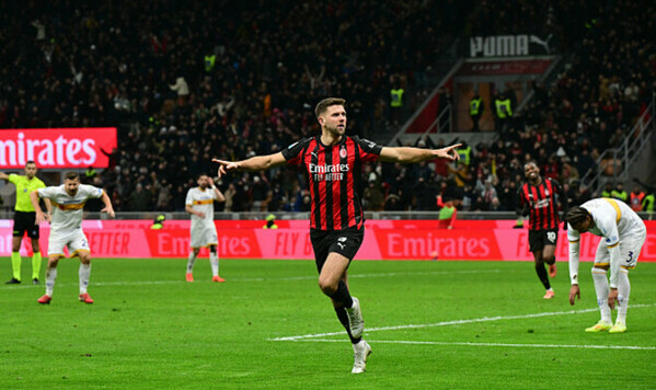 Милана, Вест, Хэма, Серии, Лечче