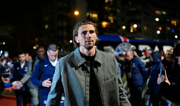 Забарном, Шевалье, Энрике, Перрен