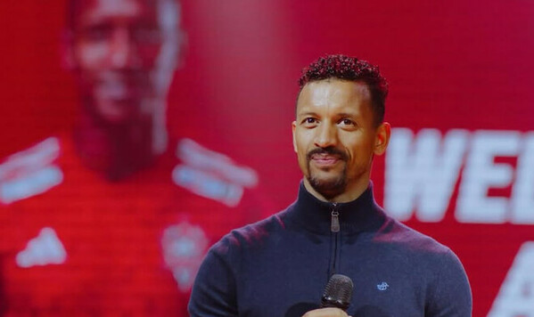 Казахстана, Актобе, Нани, Юнайтед, Манчестер