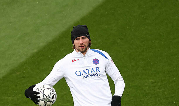 ПСЖ определил судьбу Ильи Забарного Ильи, Забарный, Париже, Энрике