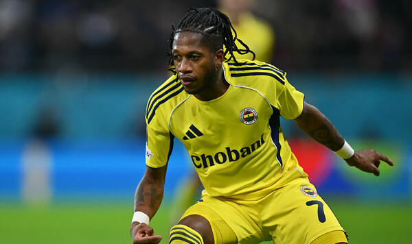 Фред, Аякс, Шахтера, Фенербахче, Нидерландах