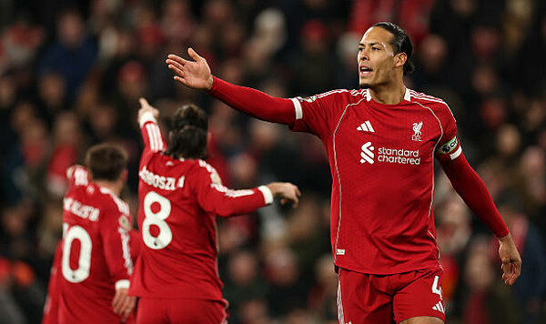 Дейк, Жаке, Ливерпуль, Слот