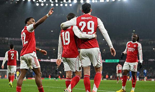 Арсенал, Бромвич, Сандерленда