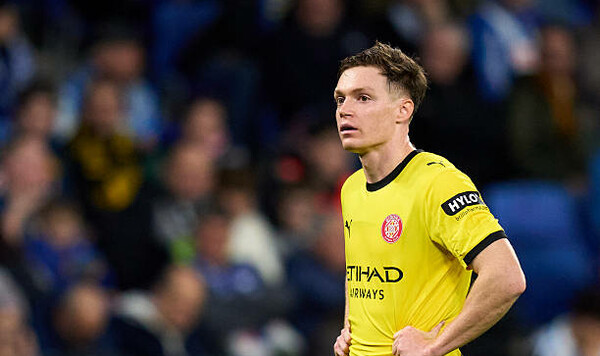 Цыганкова, Виктора, Премьер