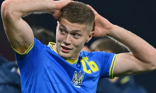 Довбик, Артем, Украины