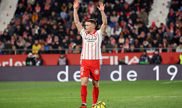 Жирона в ближайшее время подпишет контракт с лидером сборной Украины Виктор, Цыганков, Лиги