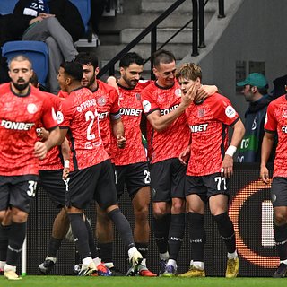 Акрон, Оренбург, Дзюба, Зенит